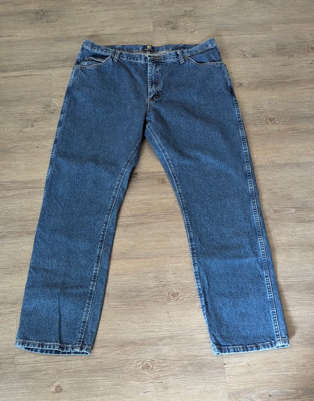 Mens WRANGLER Premium Performance Regular Fit Cowboy Cut Jeans Size 40 x 34